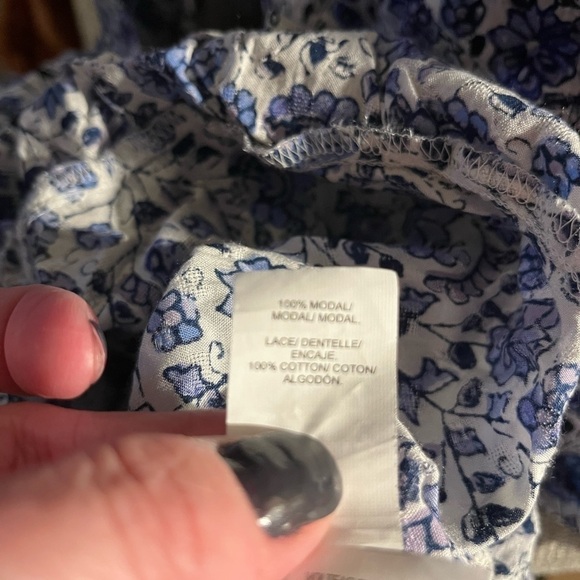 Lucky Brand Women’s Floral Boho V-neck Blouse - Picture 6 of 8